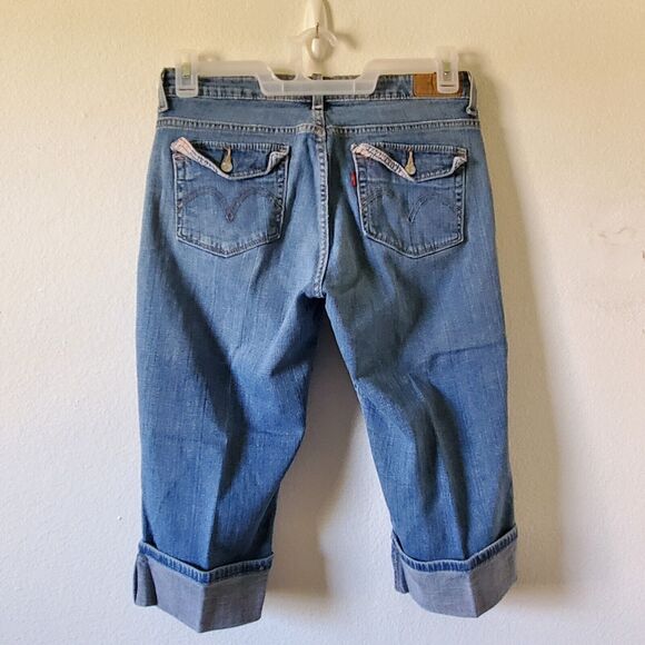 Levi's 515 Capri Jeans Womens 6 Blue Medium Wash Denim Stretch Flap Pockets - Picture 3 of 10